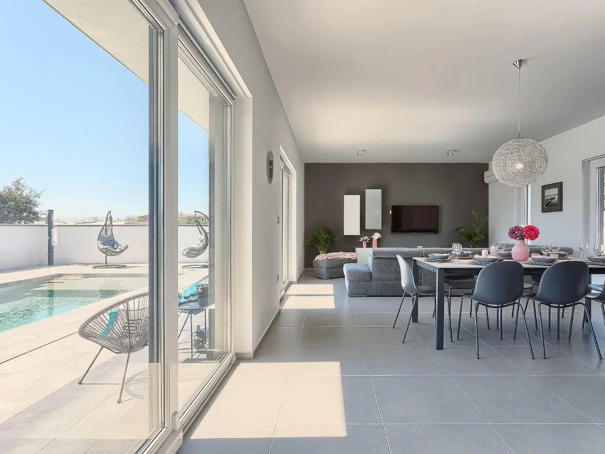 Villa Ella Premantura By Interhome Pula
