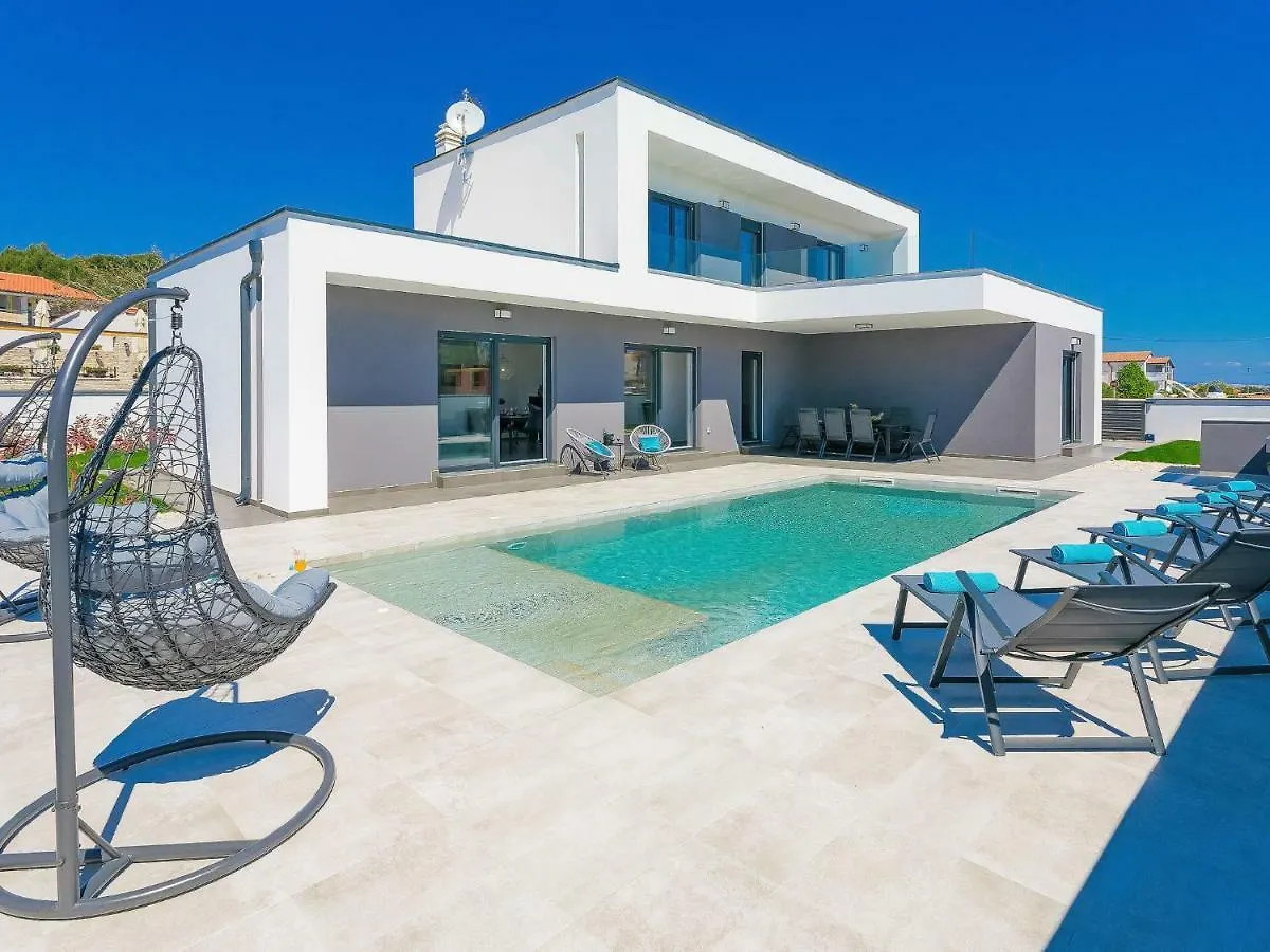 Villa Ella Premantura By Interhome Pula