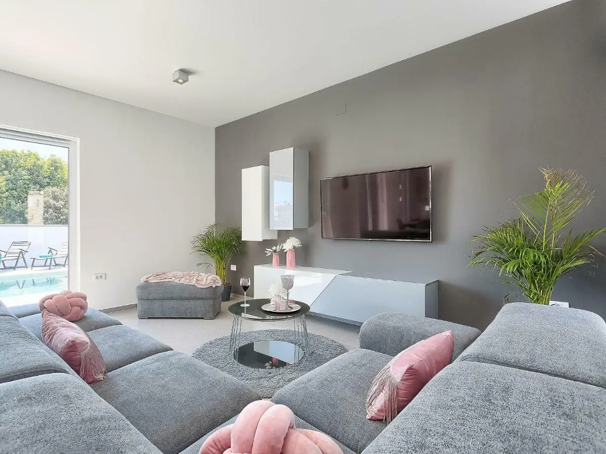 Villa Ella Premantura By Interhome Pula Croacia